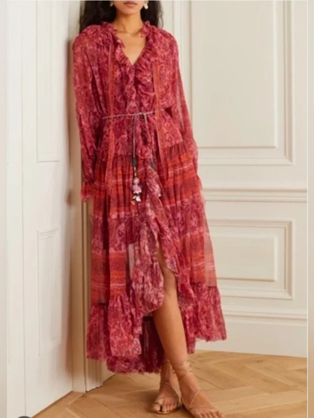 zimmermann dress red Wonderland Picnic Red Accessorize the dress with delicate jewelry and an elegant clutch for a special occasion Zimmermann - Luna Red Maxi